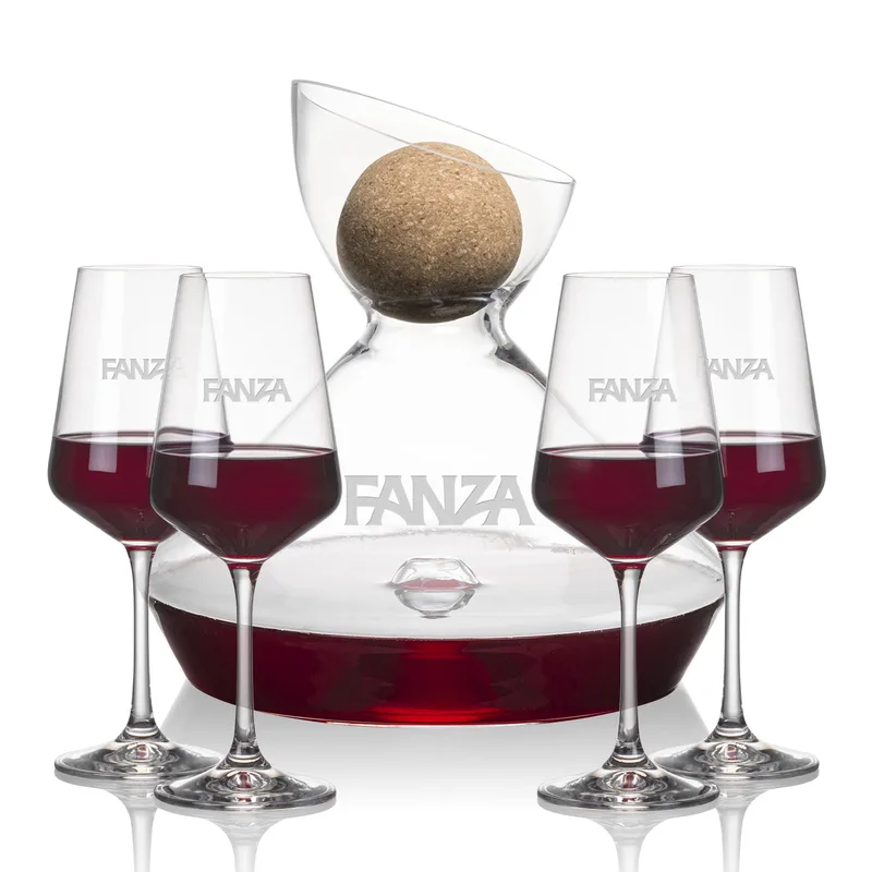 Carafe & 4 Wine