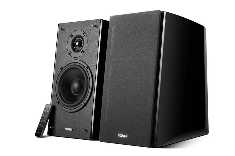 Edifier Wood Bluetooth Black Bookshelf Speakers