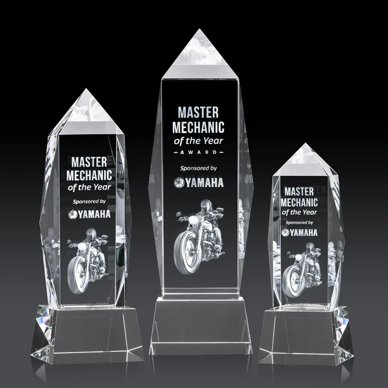 On Base, 3D Etching, Clear