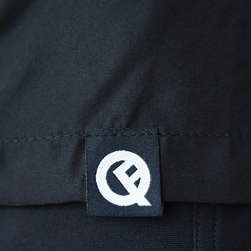 Black Hip Tag View