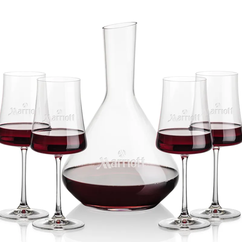 Carafe & 4 Wine