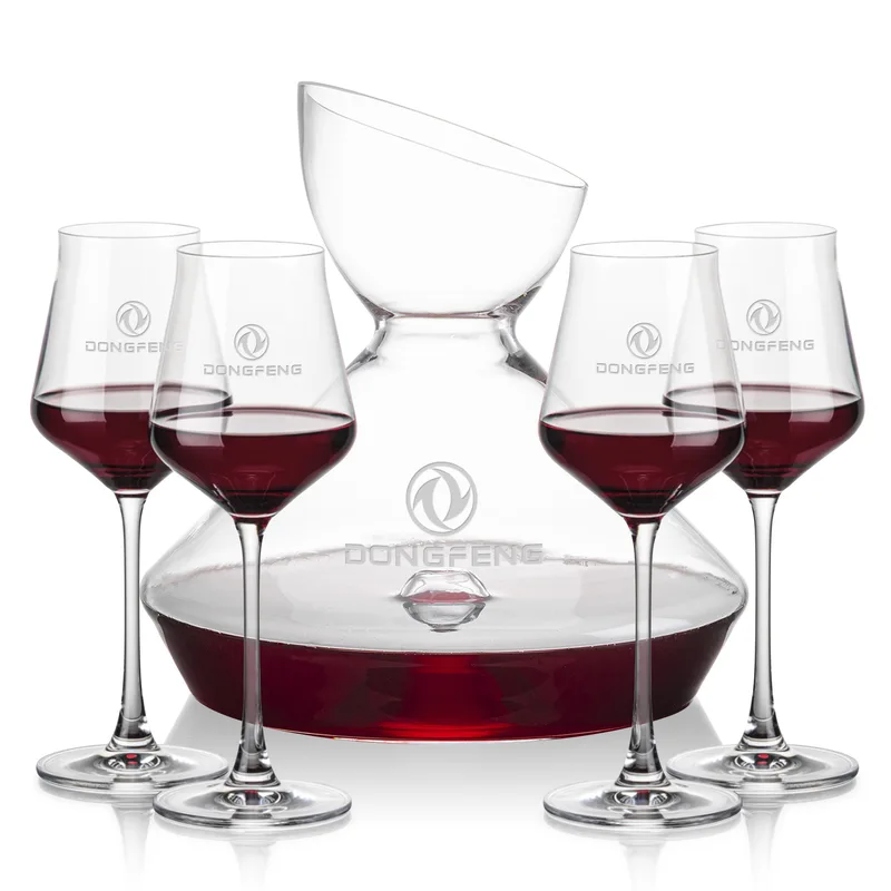 Carafe & 4 Wine