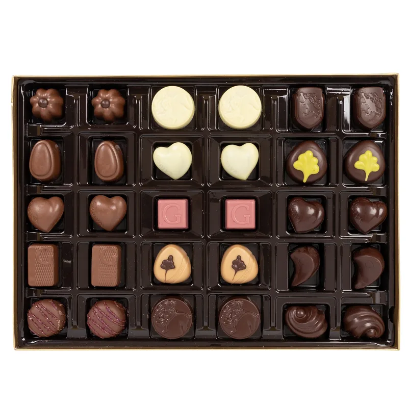 Godiva Gold Collection 30pc 12.3 oz Box view 2
